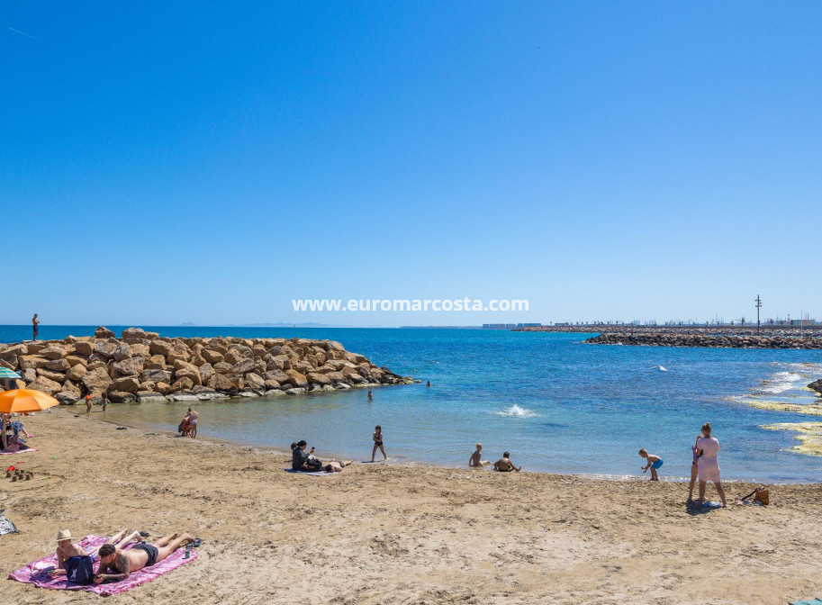 Sale - Apartment / flat - Torrevieja - TORREVIEJA