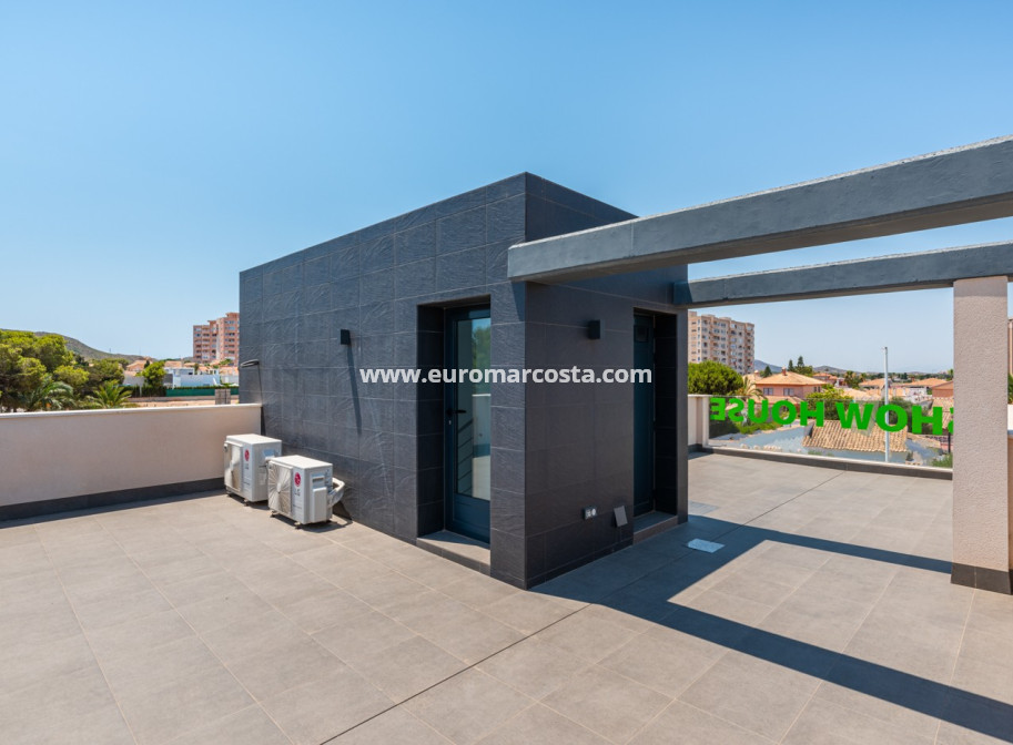 Nueva construcción  - Villa - La Manga del Mar Menor - Murcia
