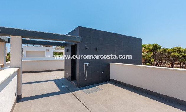 Nueva construcción  - Villa - La Manga del Mar Menor - Murcia