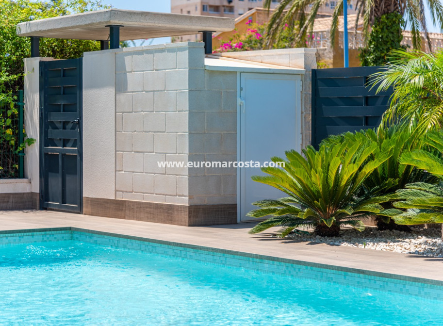 Nueva construcción  - Villa - La Manga del Mar Menor - Murcia