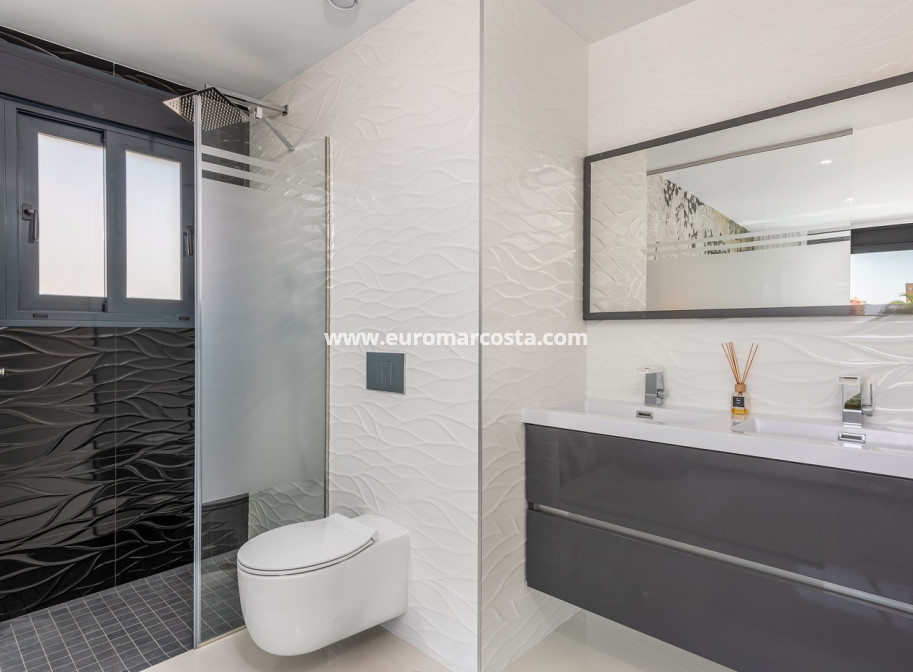 Nueva construcción  - Villa - La Manga del Mar Menor - Murcia