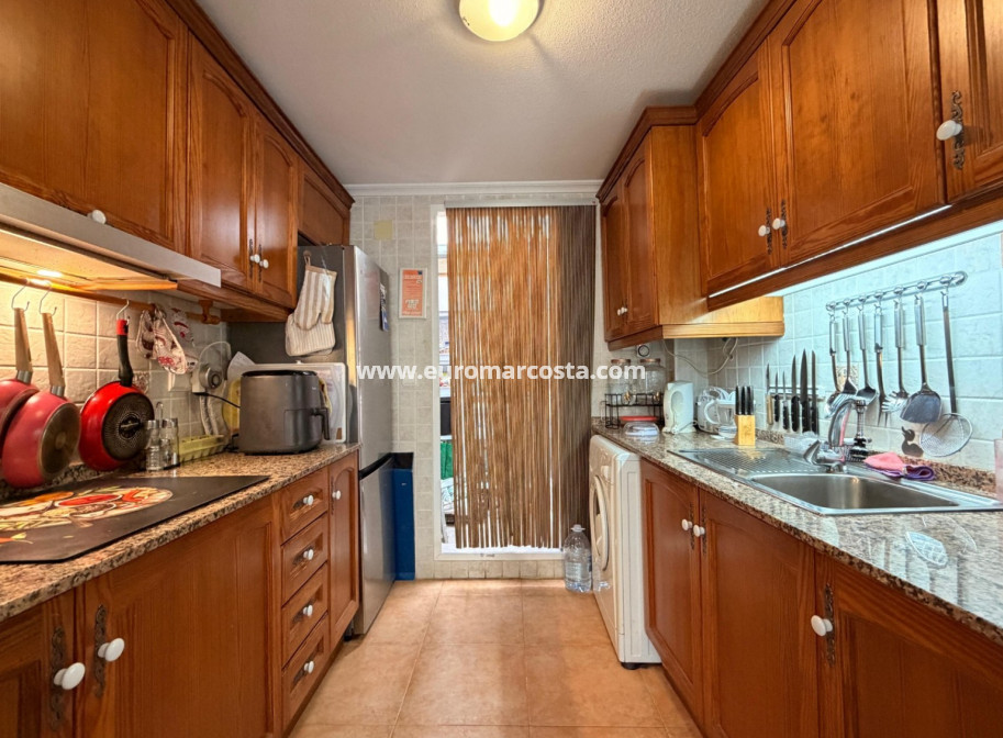 Venta - Adosado - El Raso