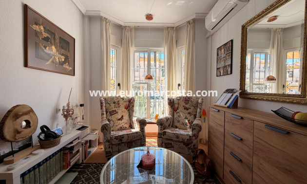 Venta - Adosado - El Raso