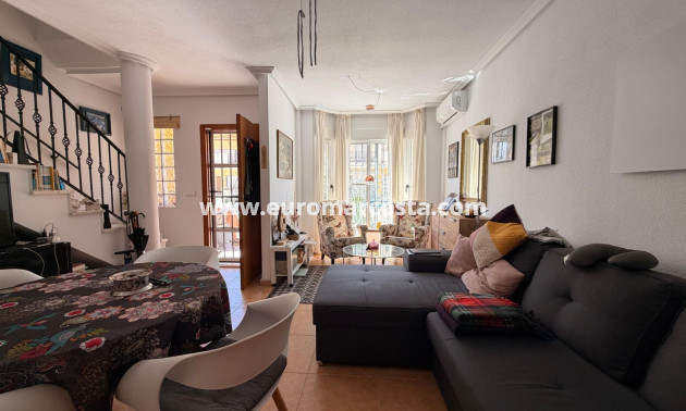 Venta - Adosado - El Raso