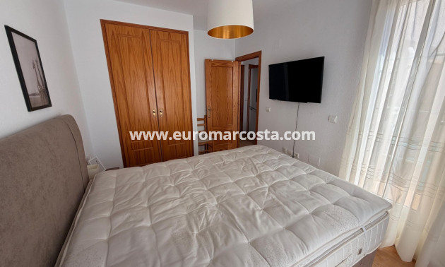 Venta - Adosado - El Raso