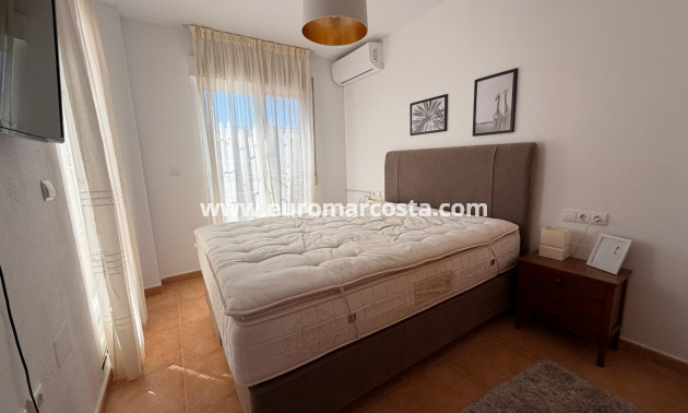 Venta - Adosado - El Raso