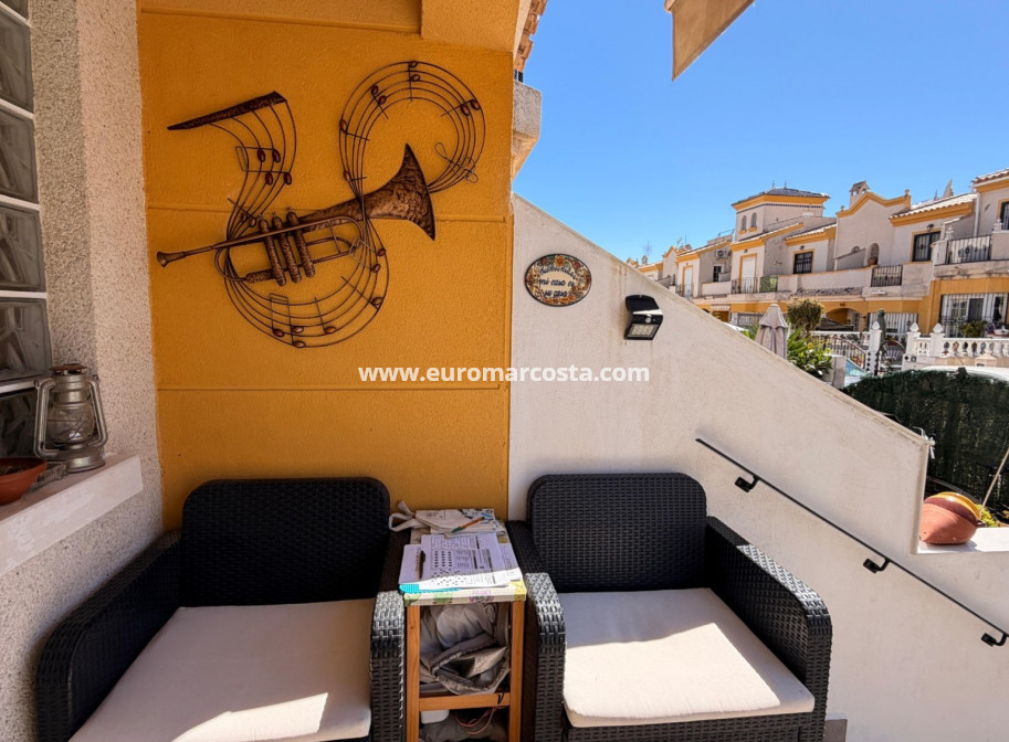 Venta - Adosado - El Raso