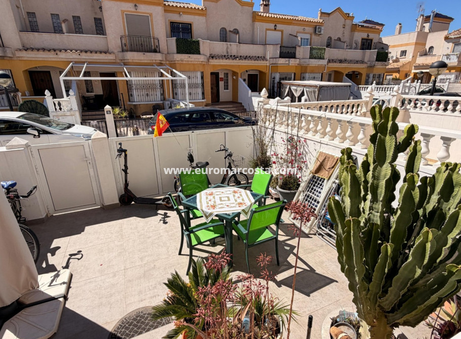 Venta - Adosado - El Raso