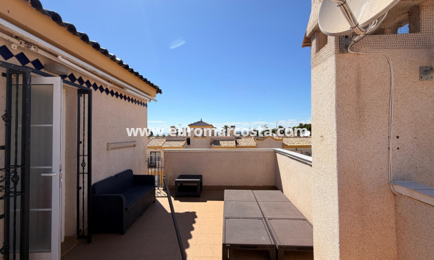 Venta - Adosado - El Raso