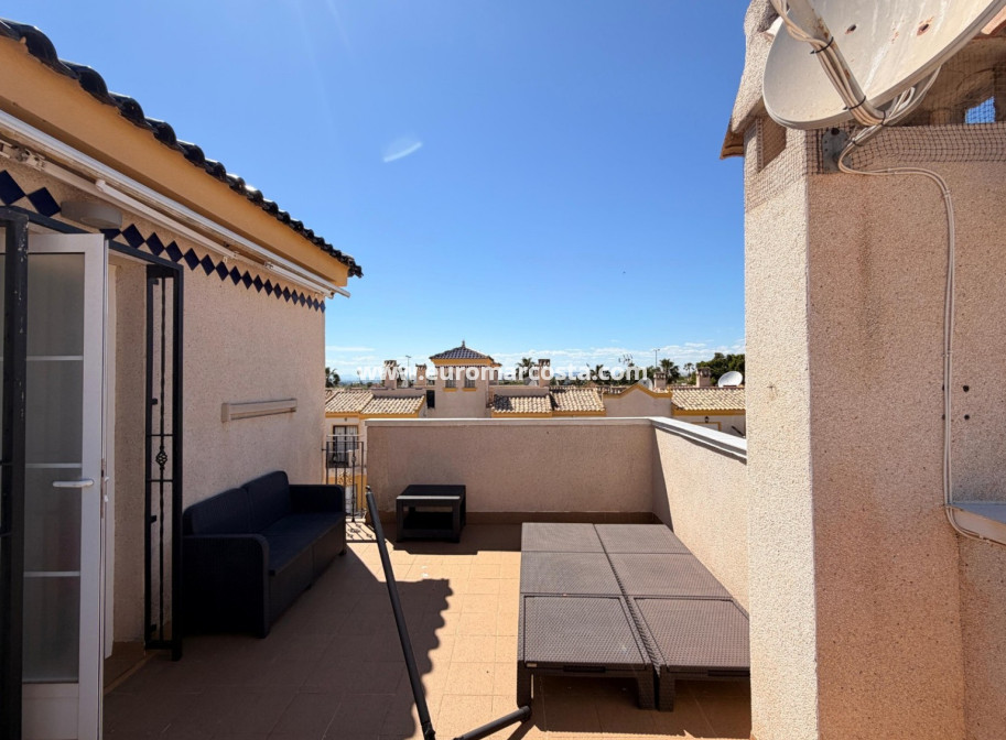 Venta - Adosado - El Raso