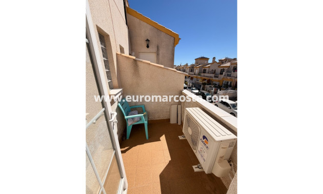 Venta - Adosado - El Raso