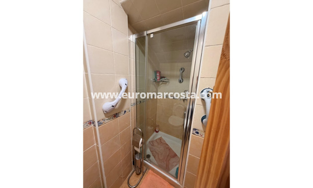 Venta - Adosado - El Raso