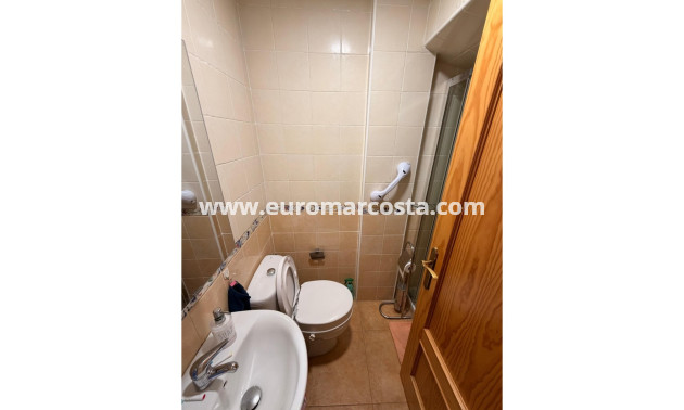 Venta - Adosado - El Raso