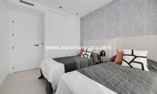 Neubauten - Villa freitstehend - Torrevieja - TORREVIEJA