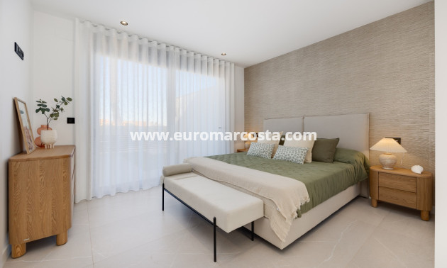 Neubauten - Villa freitstehend - Torrevieja - TORREVIEJA