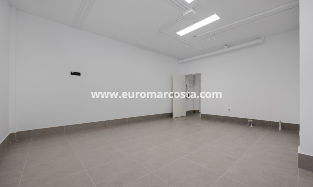 Neubauten - Villa freitstehend - Torrevieja - TORREVIEJA