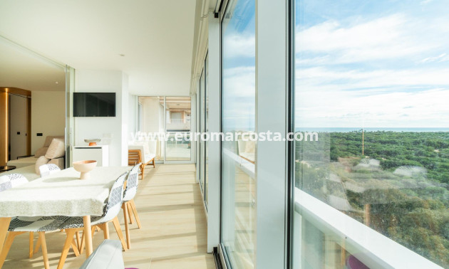 Sale - Apartment / flat - Guardamar del Segura - Puerto Deportivo