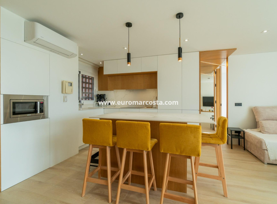 Sale - Apartment / flat - Guardamar del Segura - Puerto Deportivo