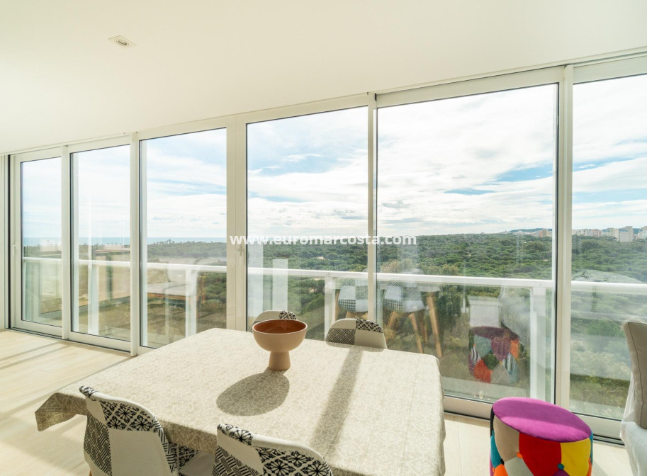 Sale - Apartment / flat - Guardamar del Segura - Puerto Deportivo