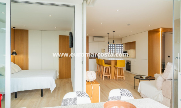Sale - Apartment / flat - Guardamar del Segura - Puerto Deportivo