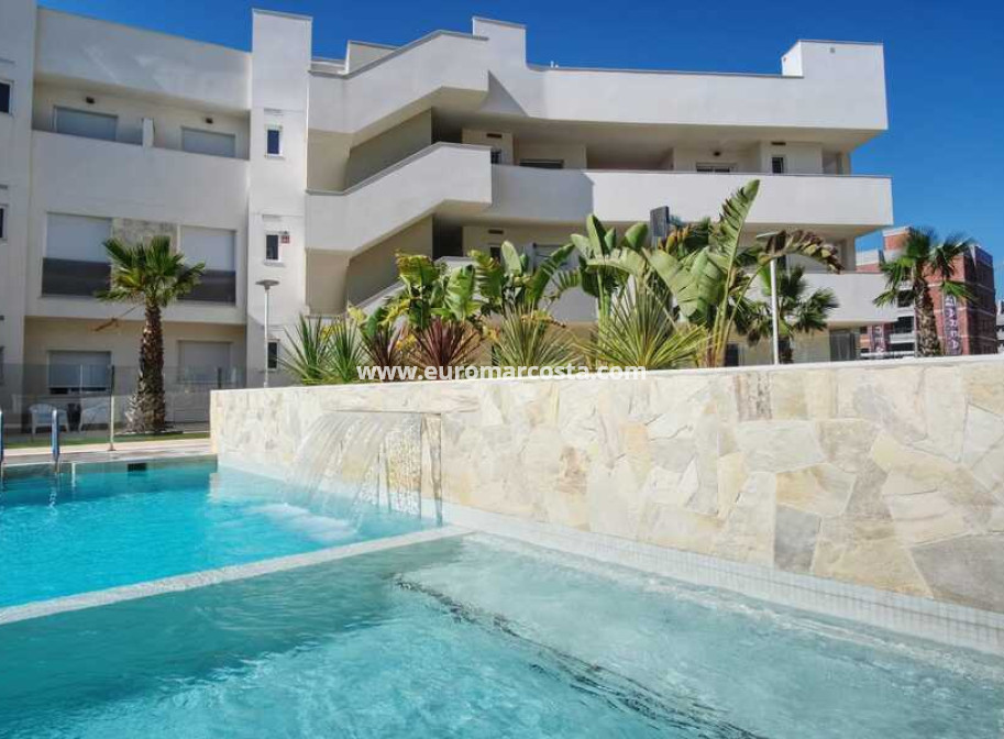 Sale - Apartment / flat - Guardamar del Segura