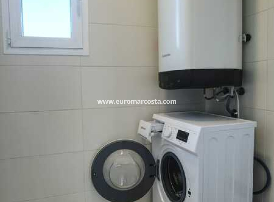 Sale - Apartment / flat - Guardamar del Segura