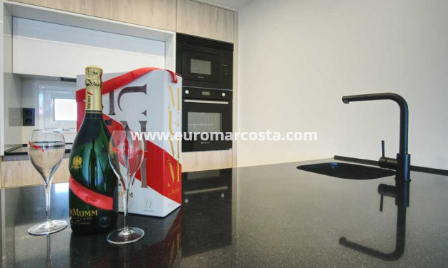 Sale - Apartment / flat - Guardamar del Segura