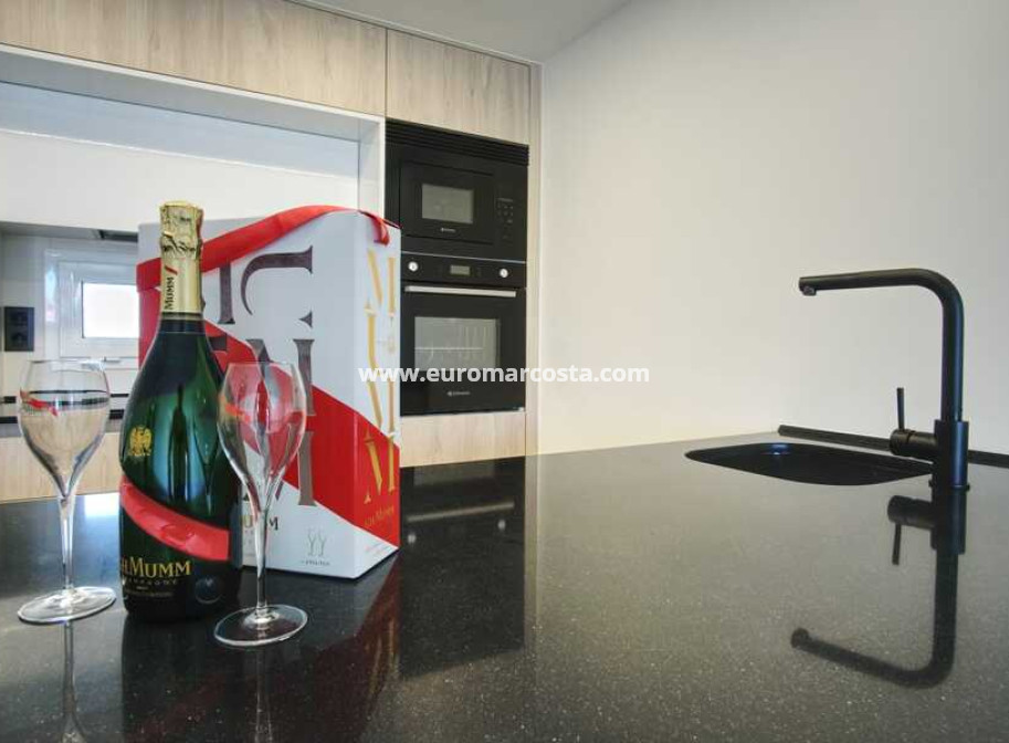 Sale - Apartment / flat - Guardamar del Segura