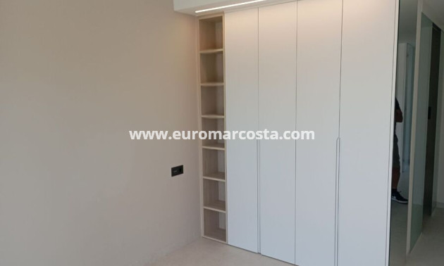 Sale - Apartment / flat - Guardamar del Segura