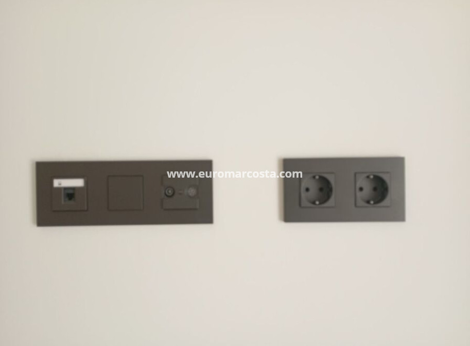 Sale - Apartment / flat - Guardamar del Segura