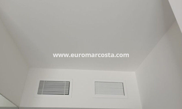 Sale - Apartment / flat - Guardamar del Segura