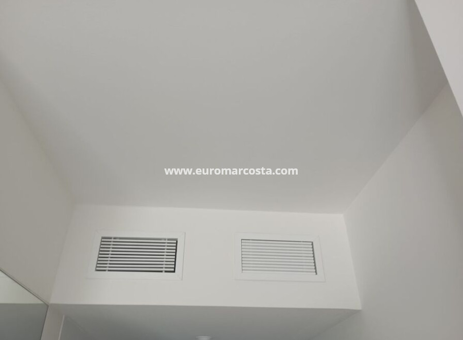 Sale - Apartment / flat - Guardamar del Segura