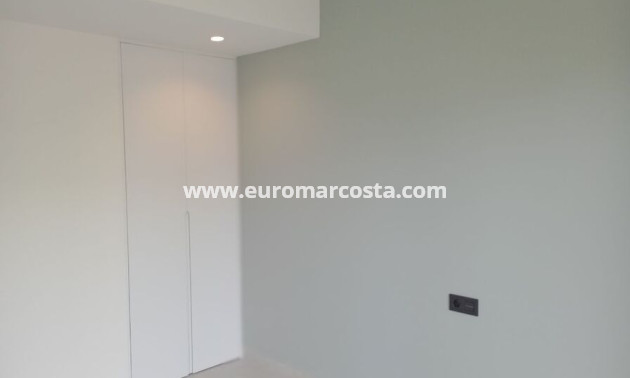 Sale - Apartment / flat - Guardamar del Segura