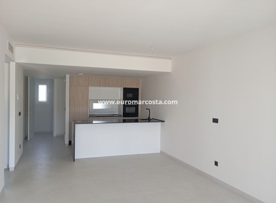 Sale - Apartment / flat - Guardamar del Segura