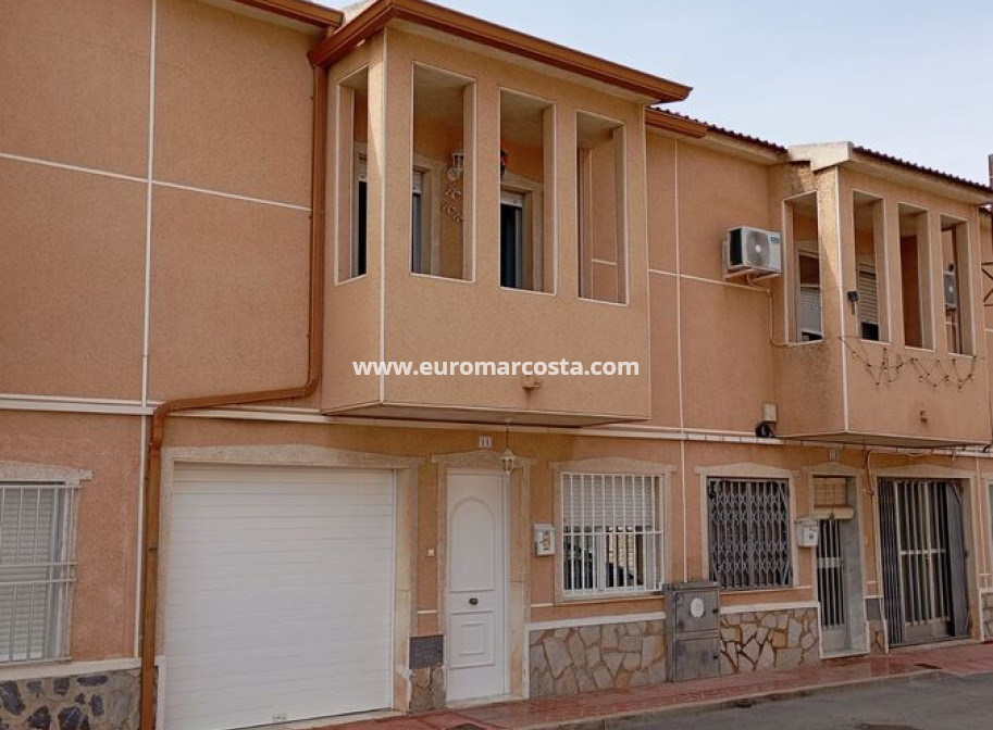 Venta - Casa - Daya Vieja