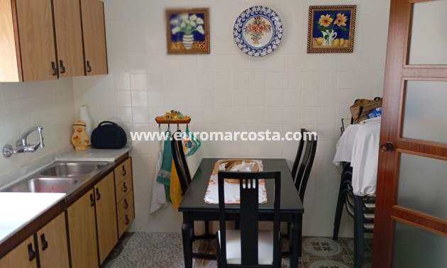 Venta - Casa - Daya Vieja