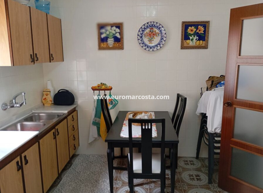 Venta - Casa - Daya Vieja
