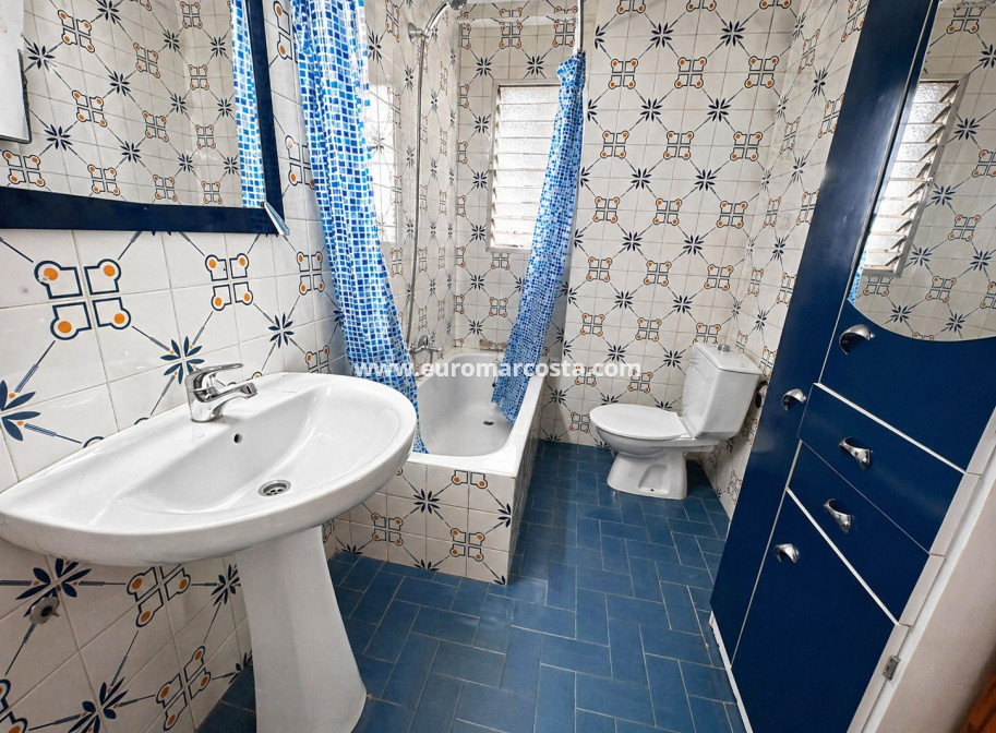 Objekte zum Wiederverkauf - Wohnung - Torrevieja - La Mata