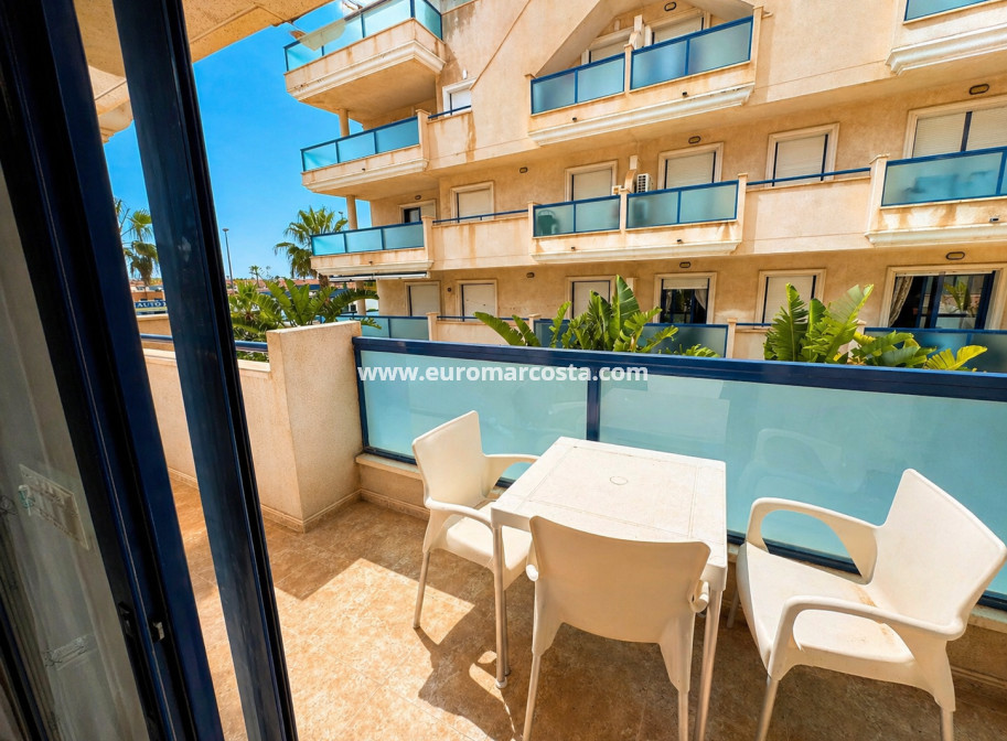 Sale - Apartment / flat - Orihuela Costa