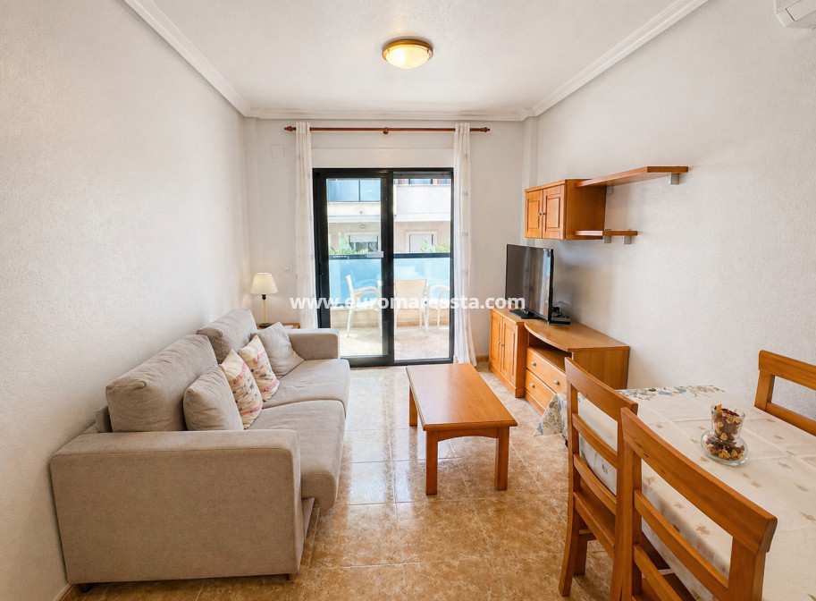 Sale - Apartment / flat - Orihuela Costa
