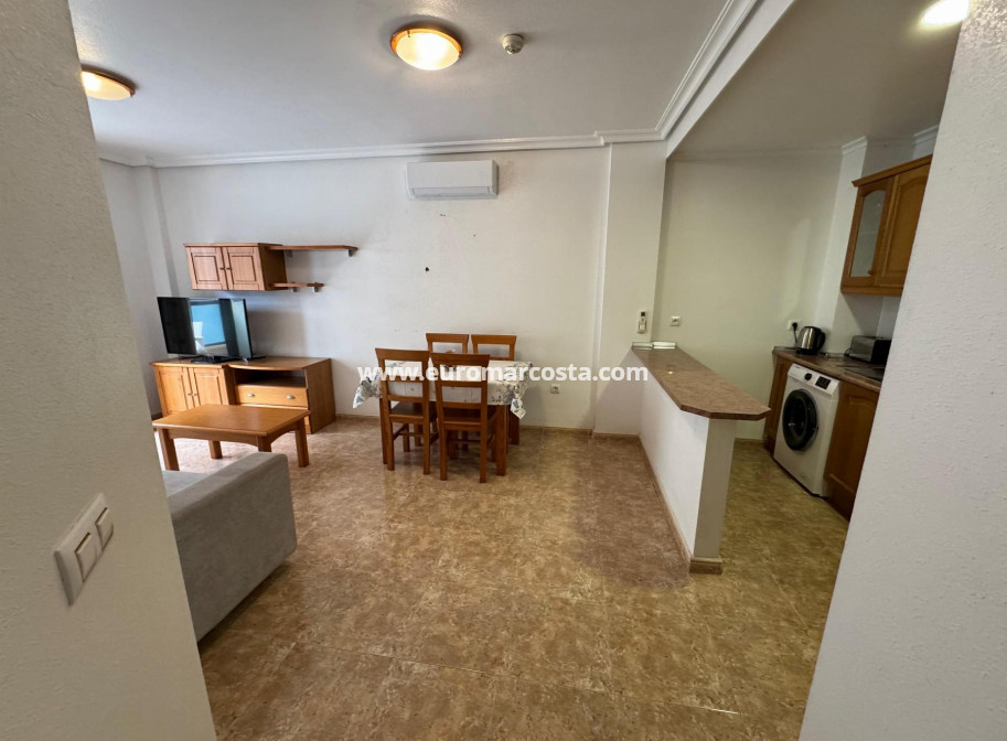 Sale - Apartment / flat - Orihuela Costa