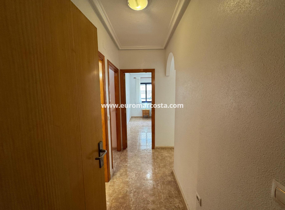 Sale - Apartment / flat - Orihuela Costa