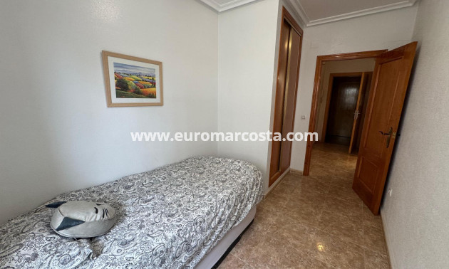 Sale - Apartment / flat - Orihuela Costa