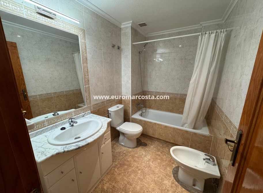 Sale - Apartment / flat - Orihuela Costa