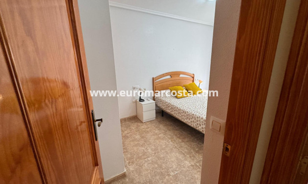 Sale - Apartment / flat - Orihuela Costa