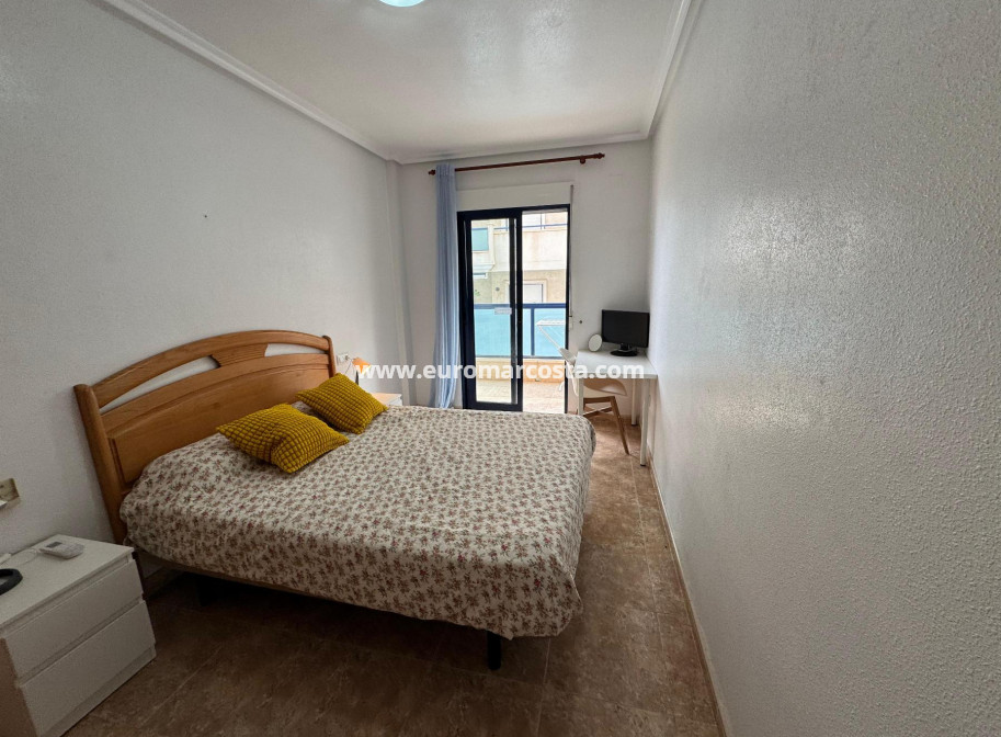 Sale - Apartment / flat - Orihuela Costa