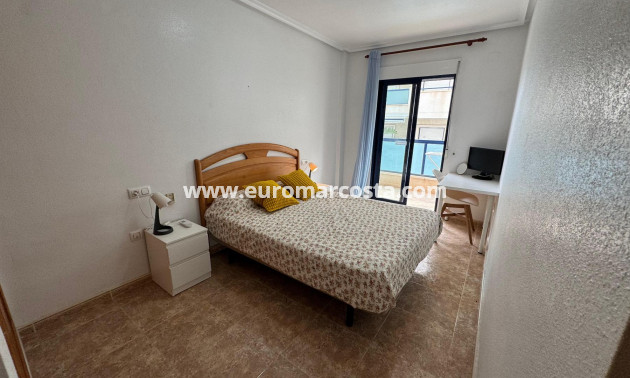 Sale - Apartment / flat - Orihuela Costa