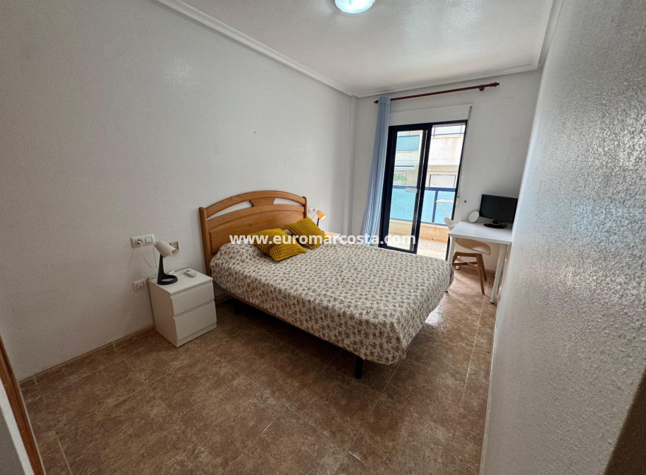 Sale - Apartment / flat - Orihuela Costa