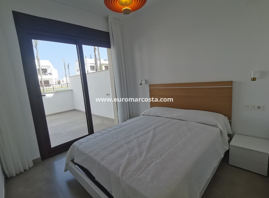 Nueva construcción  - Bungalow - Torrevieja - TORREVIEJA