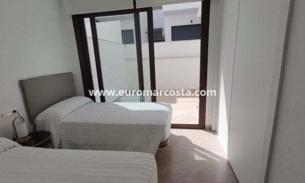 Nueva construcción  - Bungalow - Torrevieja - TORREVIEJA
